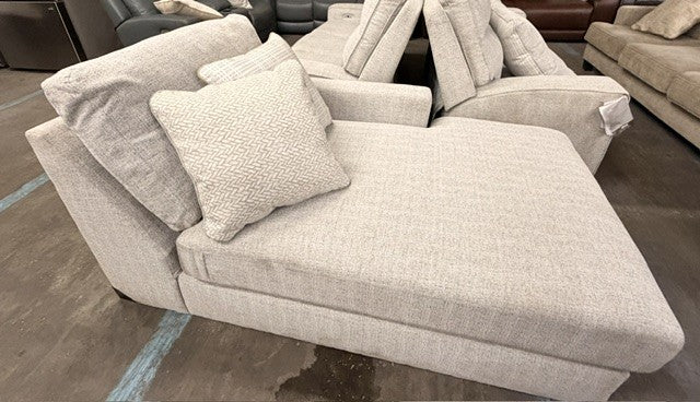 Omaha Right Arm Chaise