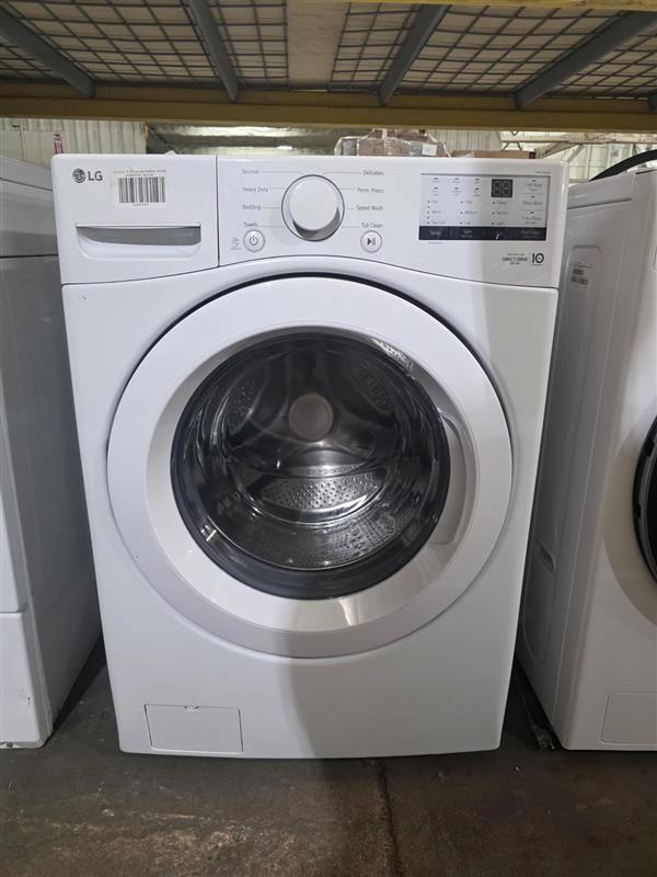 LG 4.5 cu. ft. Front Load Washer (White)