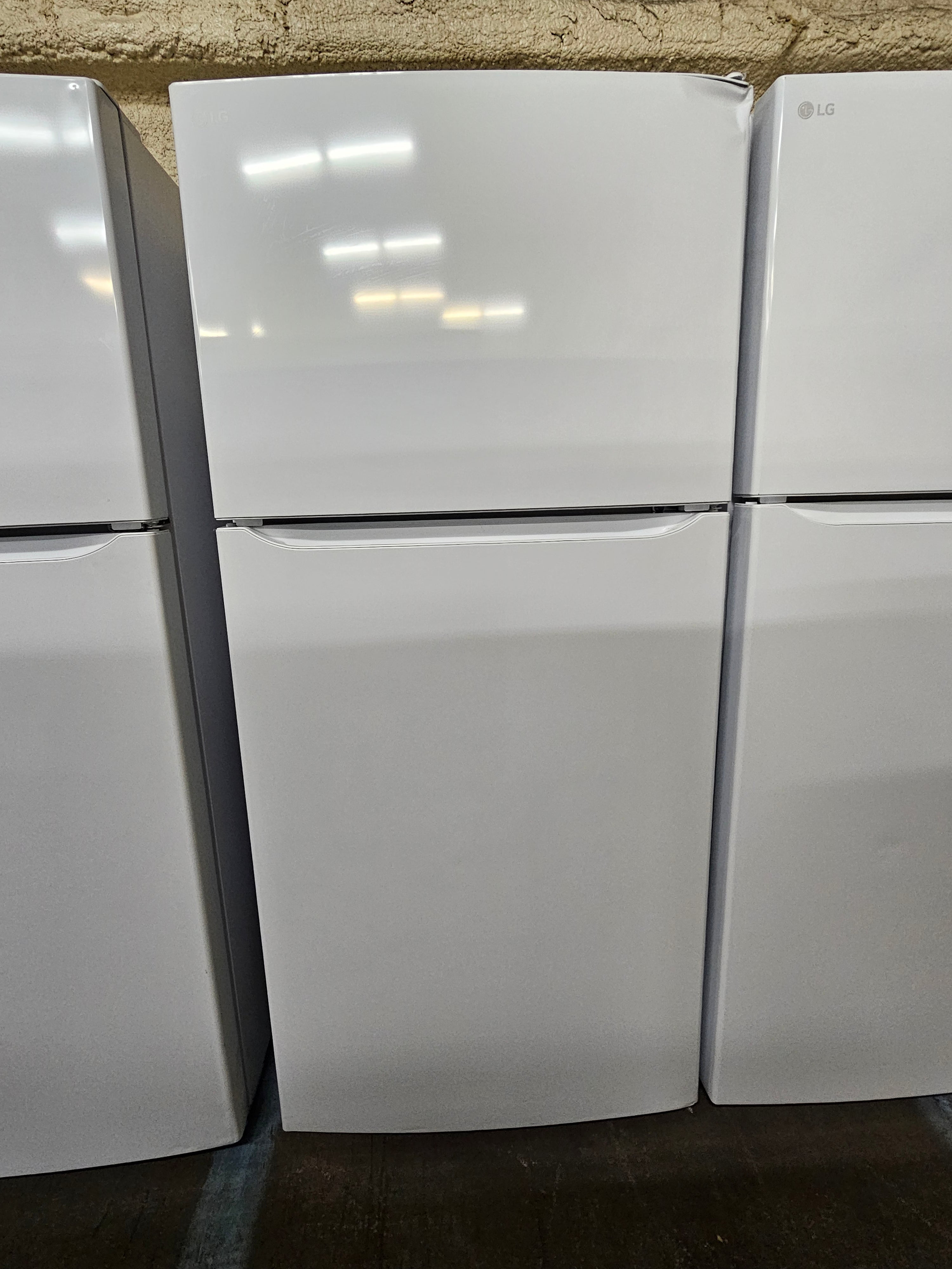 LG 20.2 Cu. Ft. Top-Freezer Refrigerator White