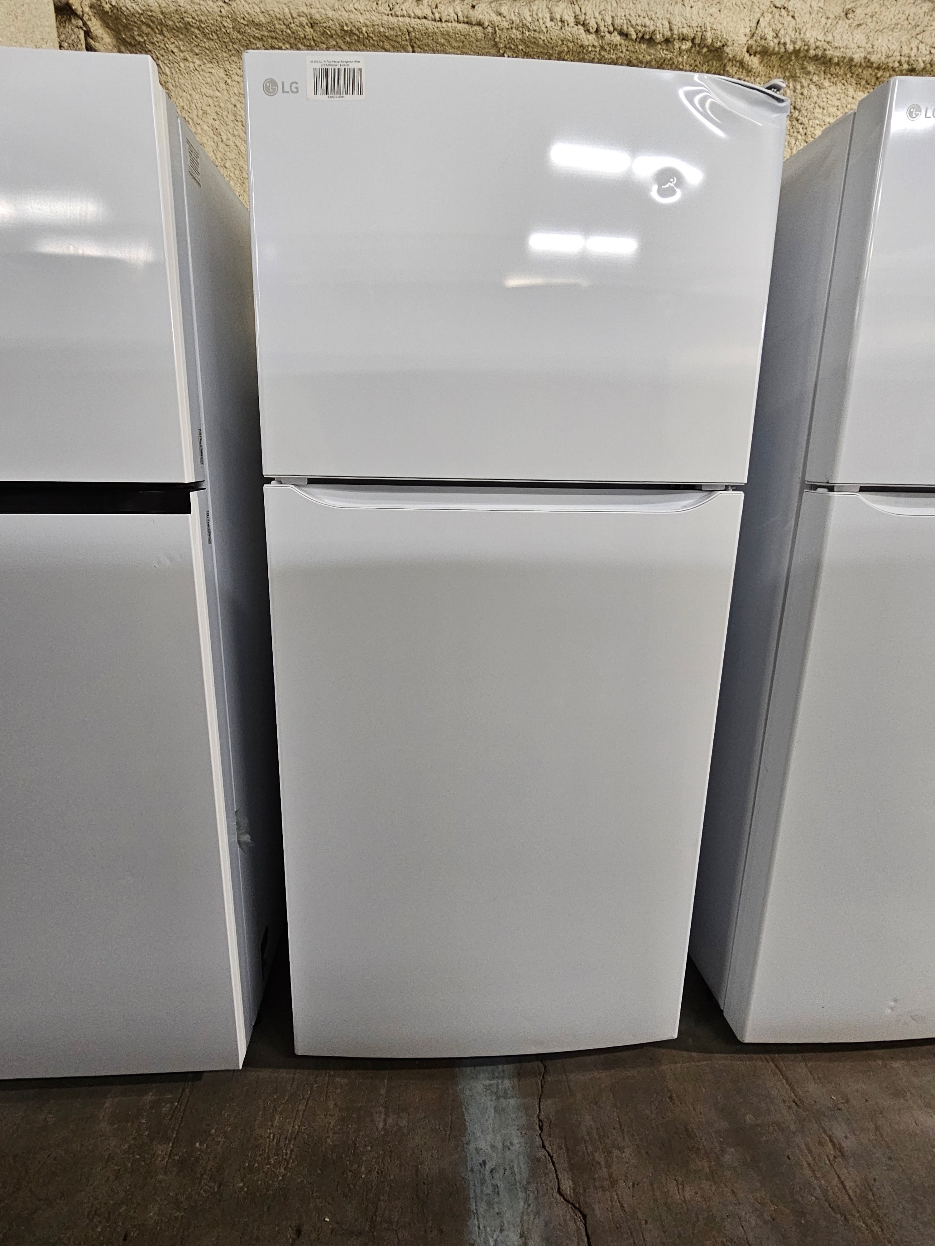 LG 20.2 Cu. Ft. Top-Freezer Refrigerator White