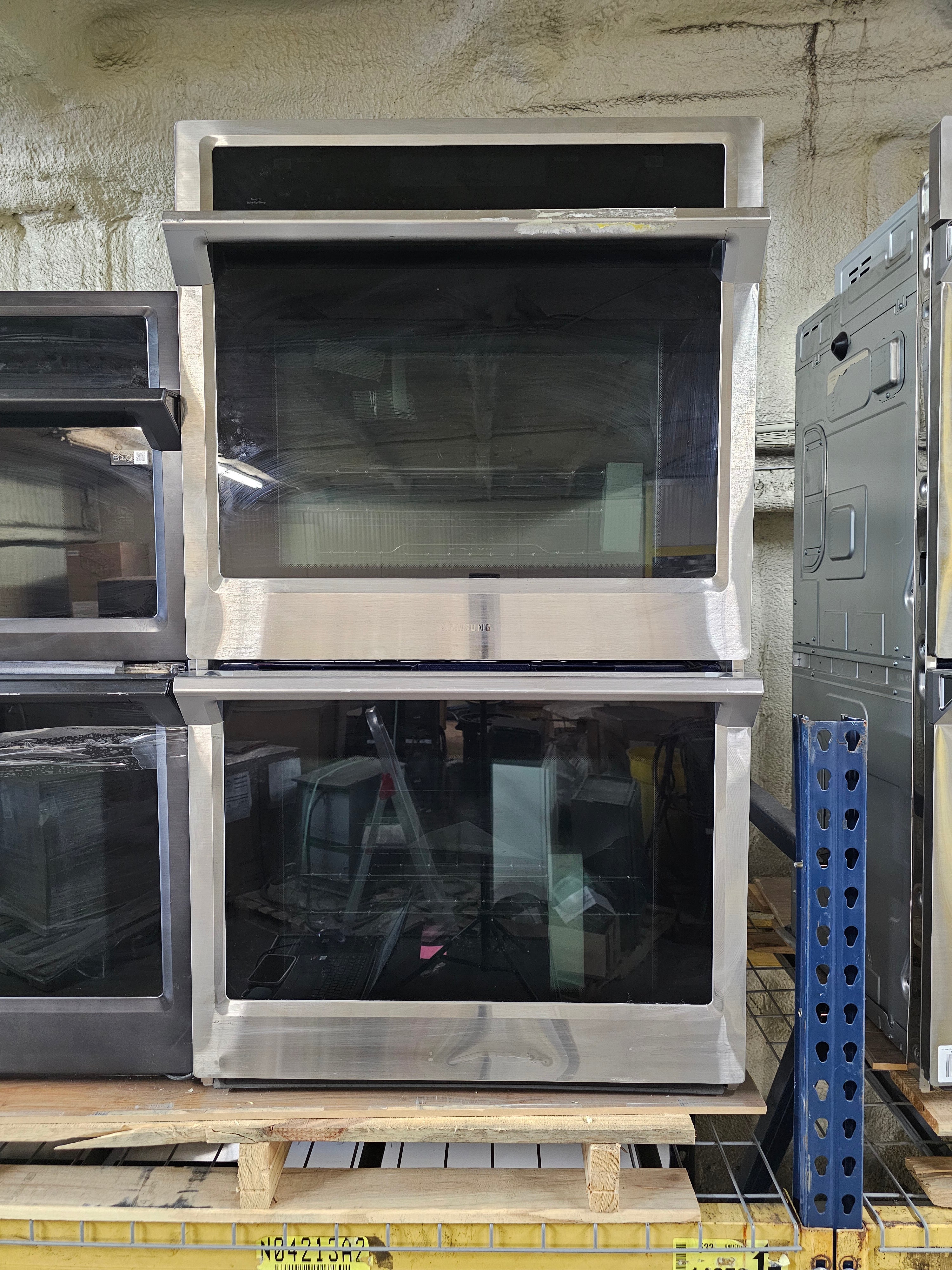 Samsung 30" 10.2 cu. ft. Total Capacity Electric Double Wall Oven with Top Broiler,in Stainless Steel