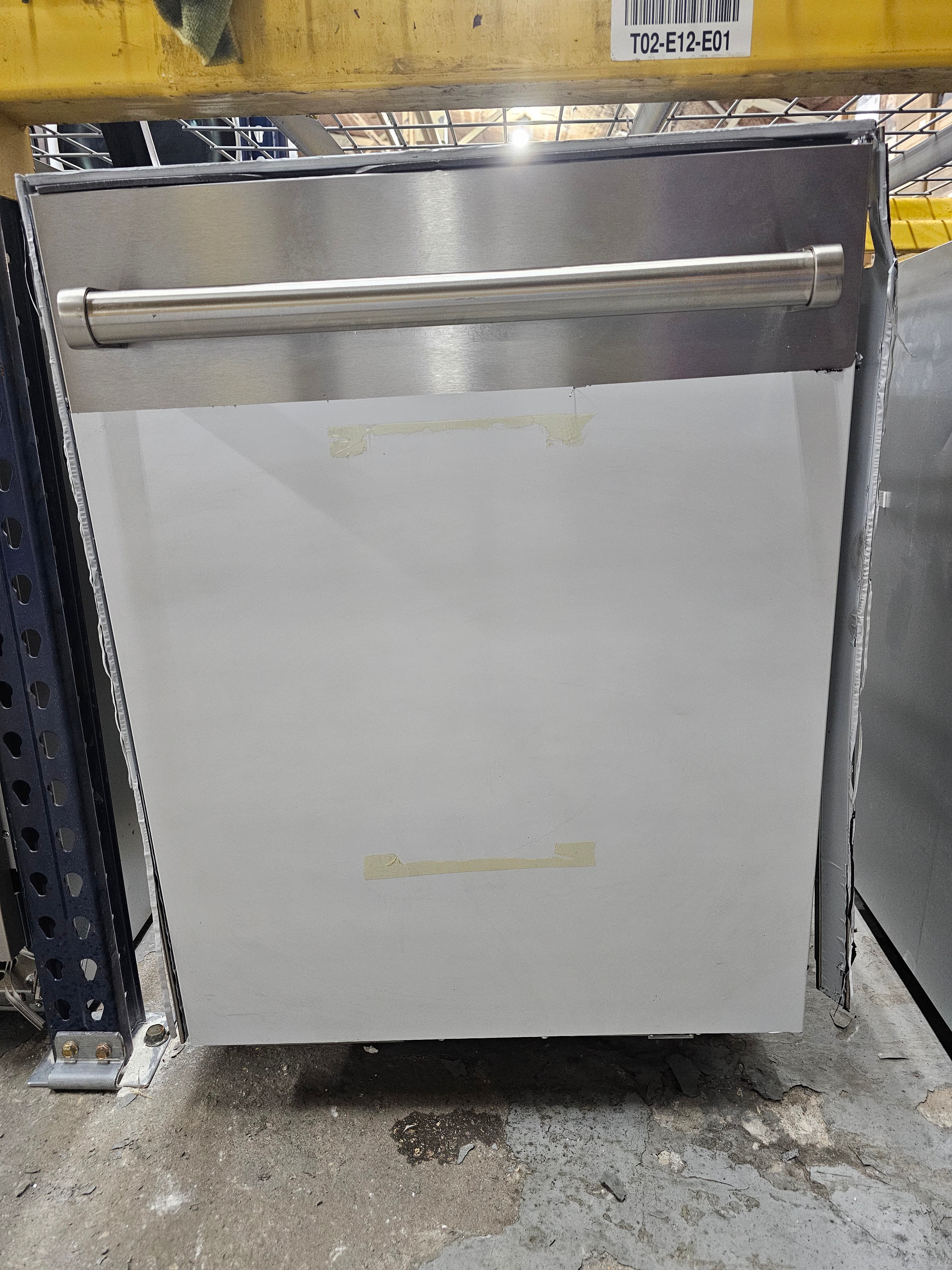 ASKO 24 Inch Fully Integrated Dishwasher with 16 Place Settings, 11 Programs, Super Cleaning System+™, Turbo Drying, Wide Spray™, Jet Spray™ and ENERGY STAR® Rated: Pro Handle