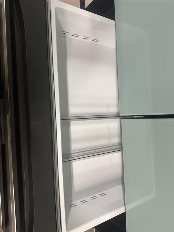 *CLEARANCE* Samsung BESPOKE 29 cu. ft. 4-Door Blue & Stainless Steel