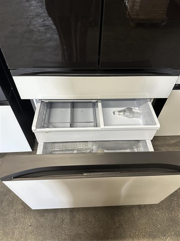 Samsung BESPOKE 29 cu. ft. 4-Door French Door with Tablet Black & White