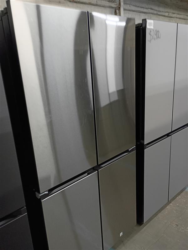 SAMSUNG Bespoke 36 in. 23 cu. ft. Counter Depth 4-Door Flex French Door Refrigerator in Stainless Steel with Beverage Center