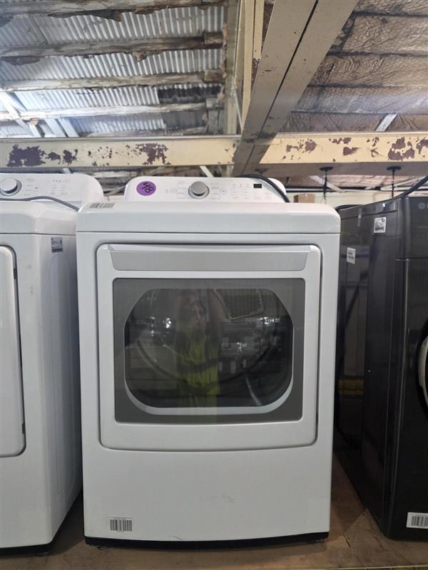 LG 7.4 cu. ft. Ultra Large Capacity Smart Electric Dryer (White)