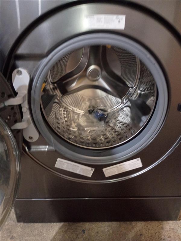 Bespoke 5.3 cu. ft. Ultra Capacity Ventless Heat Pump All-In-One Washer Dryer Combo with Super Speed in Dark Steel