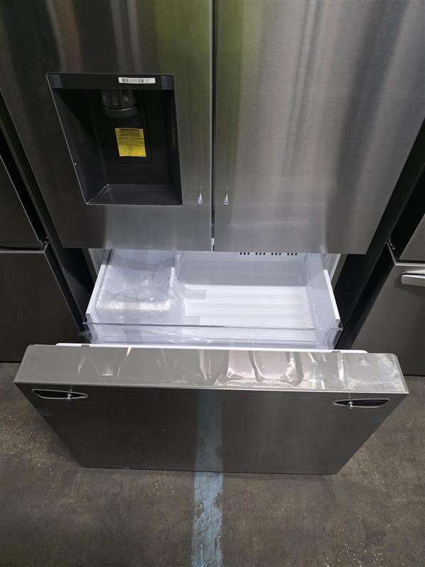 LG 26 cu. ft. Smart Counter-Depth MAX™ Refrigerator with Dual Ice Makers - Stainless