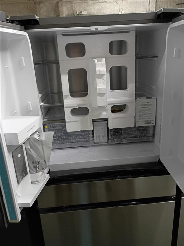 SAMSUNG Bespoke 36 in. 29 cu. ft. Standard Depth 4-Door French Door Refrigerator with Sphere Ice in Stainless Steel