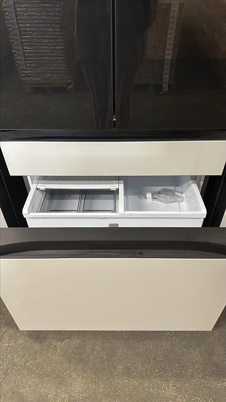 Samsung BESPOKE 29 cu. ft. 4-Door French Door with Tablet Black & White