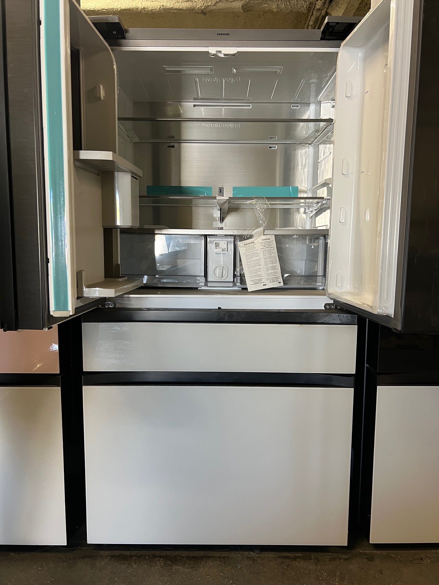 Samsung  BESPOKE 23 cu. ft. Counter Depth 4-Door French Door with Tablet - Black & White