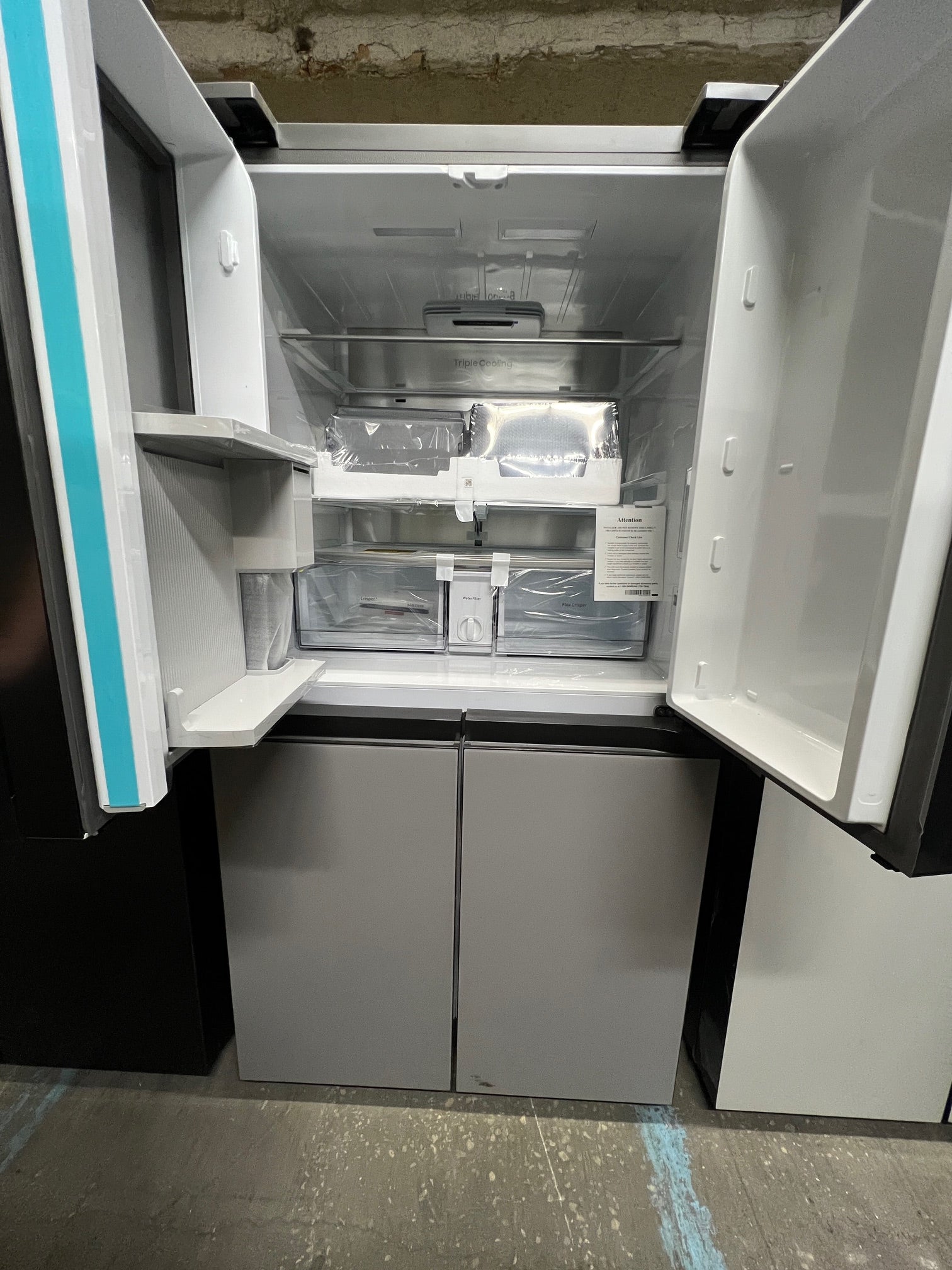 Samsung Bespoke 29 cu. ft. 4 - Door Flex Matte Grey