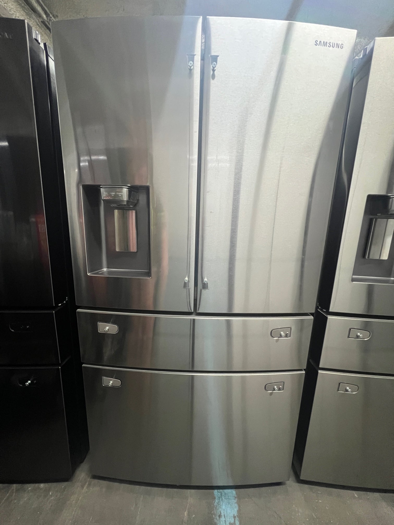 Samsung 28 Cu. Ft. 4-Door With FlexZone Drawer Stainless Steel