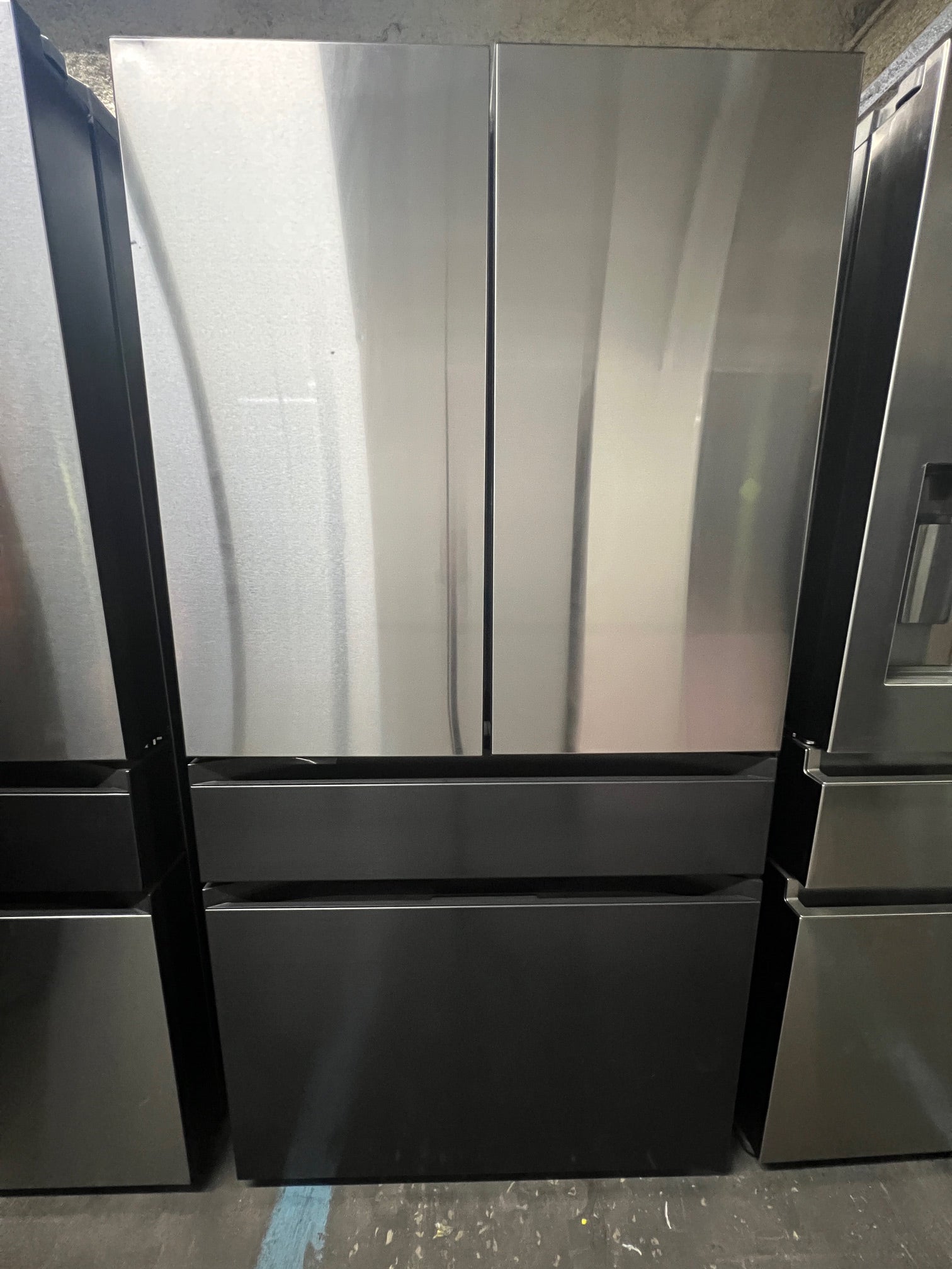 Samsung BESPOKE 23 cu. ft. 4-Door Counter Depth Stainless Steel & Stainless Black