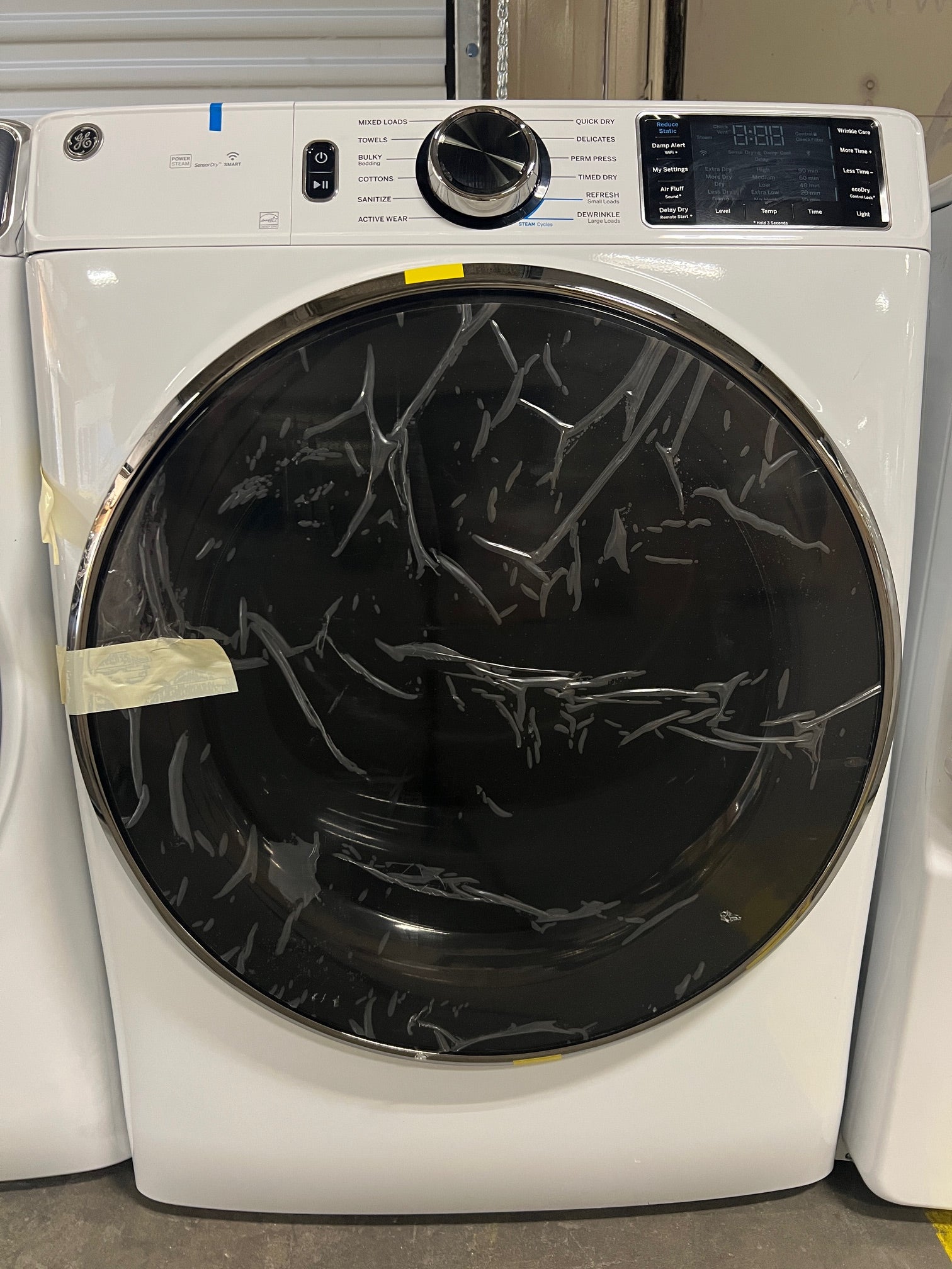 GE 7.8 cu.ft. Smart Front Load Electric Dryer in White with Steam and Sanitize