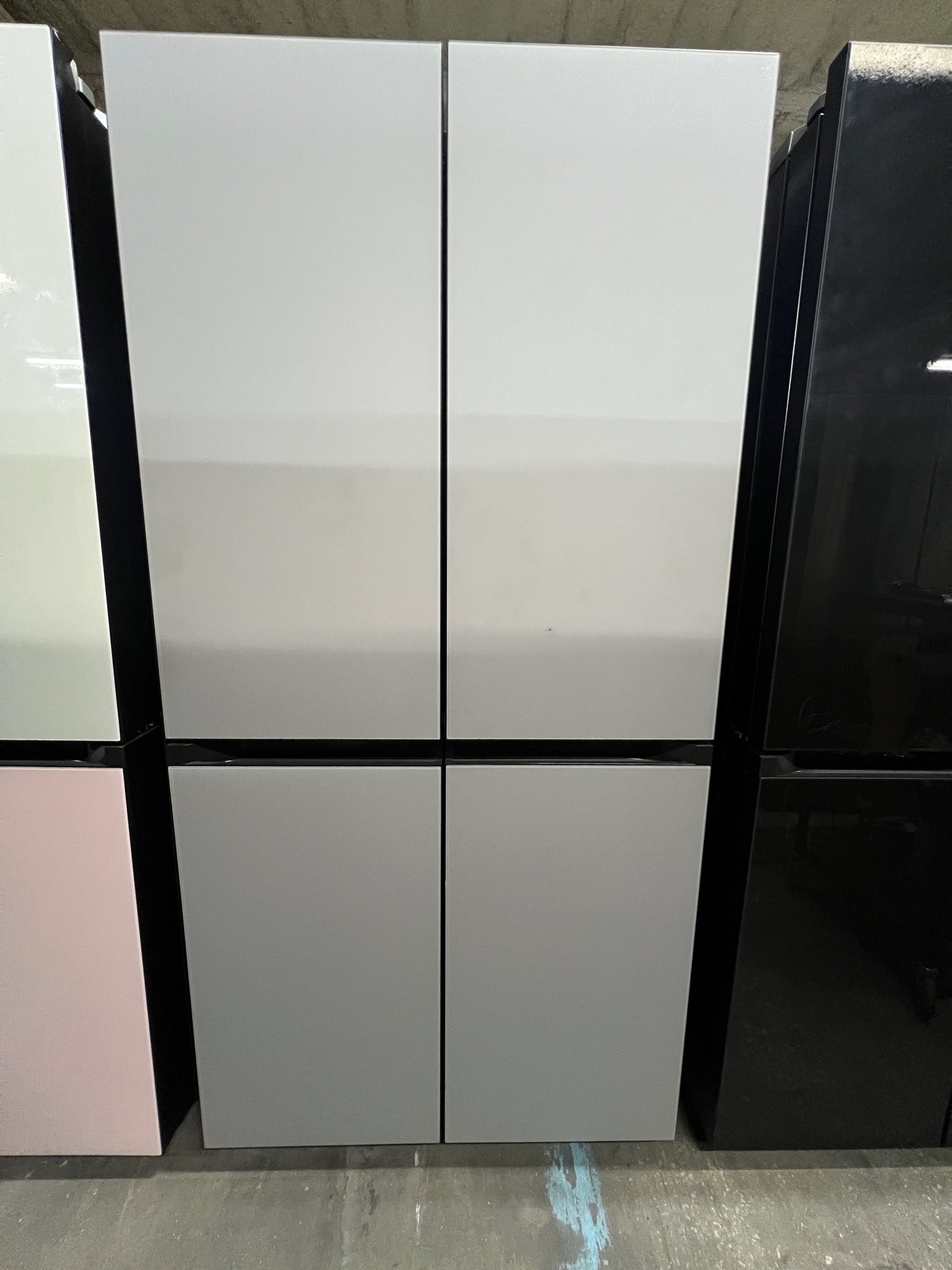 Samsung Bespoke 29 cu. ft. 4 - Door Matte Grey