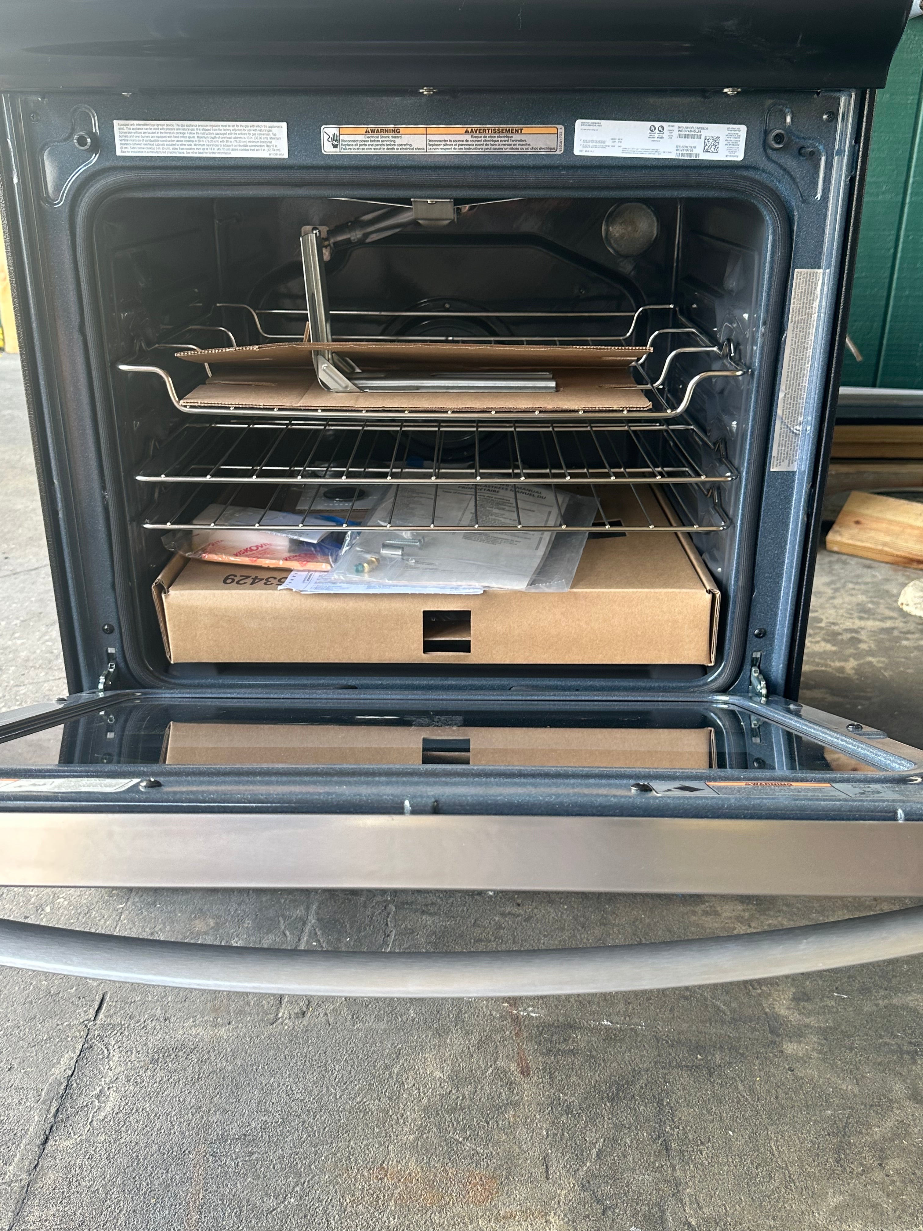 WHIRLPOOL 30 in. 5.0 cu.ft. Gas Range with Self-Cleaning Oven in Stainless Steel