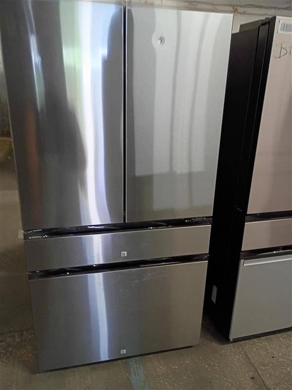Bespoke 36 in. 29 cu. ft. Standard Depth 4-Door French Door Refrigerator with Sphere Ice in Stainless Steel