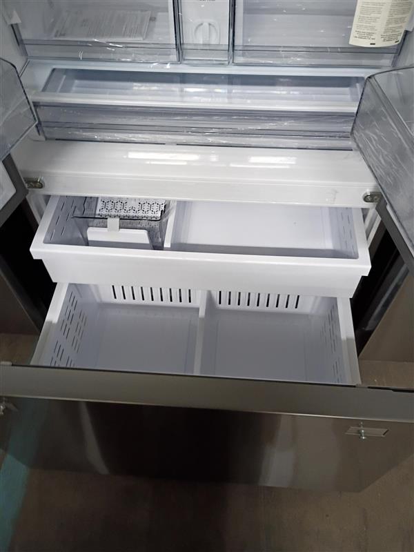 SAMSUNG 36 in. 29 cu. ft. Standard Depth 3-Door French Door Refrigerator in Stainless Steel w/Zero Clearance Fit and Sphere Ice Questions & Answers (4)
