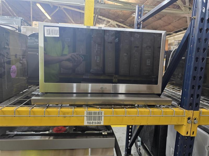 LG 2.1 cu. ft. Smart Over-the-Range Microwave (PrintProof™ Stainless Steel)