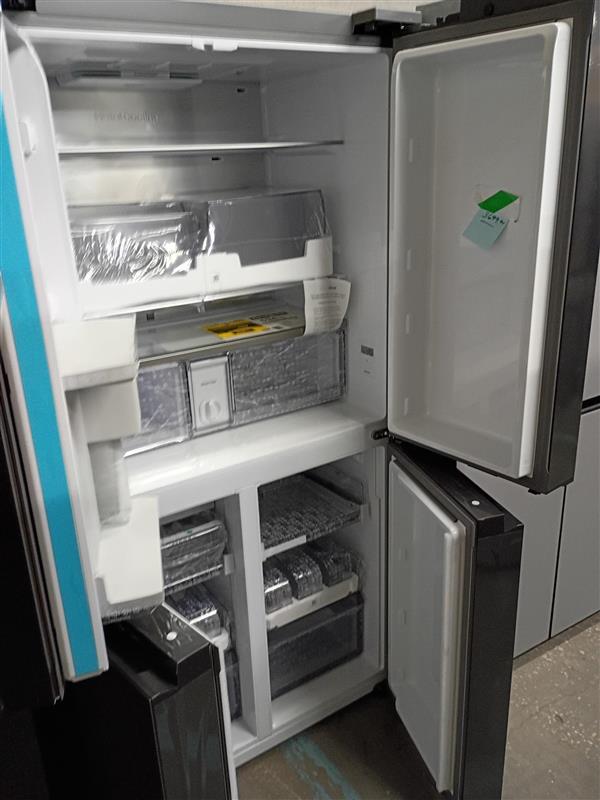 SAMSUNG Bespoke 36 in. 23 cu. ft. Counter Depth 4-Door Flex French Door Refrigerator in Stainless Steel with Beverage Center