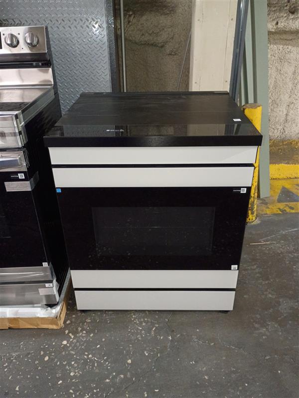 Bespoke 30 in. 6.3 cu. ft. 4-Burner Element Smart Slide-In Induction Range in White Glass with Air Sous Vide