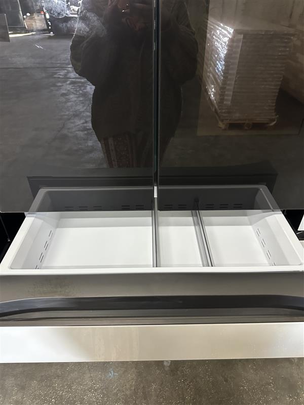 Samsung BESPOKE 29 cu. ft. 4-Door French Door with Tablet Black & White