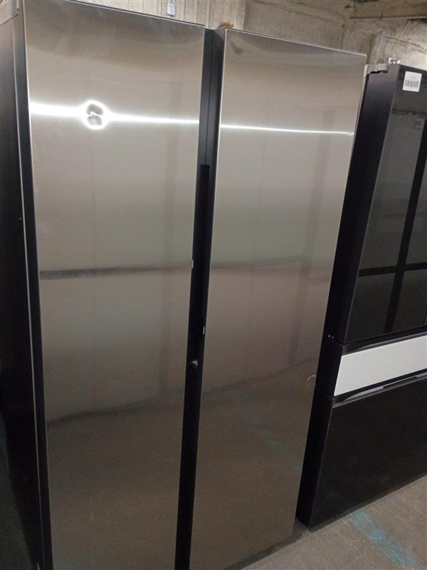 Bespoke 36 in. 28 cu. ft. Standard Depth Side by Side Refrigerator in Stainless Steel with Beverage Center