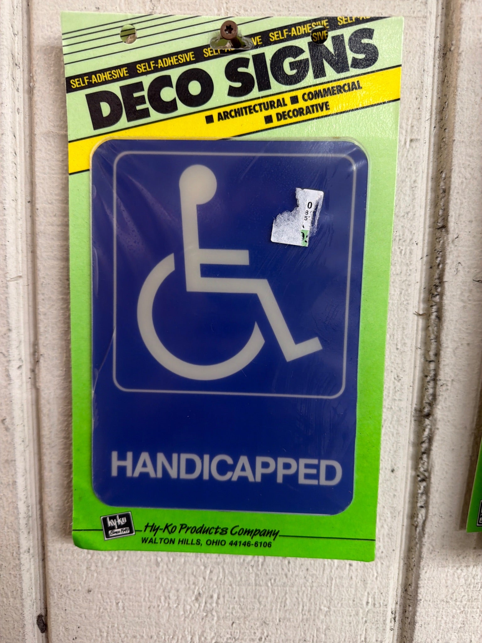 Hy-Ko Plastic Self-Adhesive Decorator Sign White 5  X 7  Handicapped